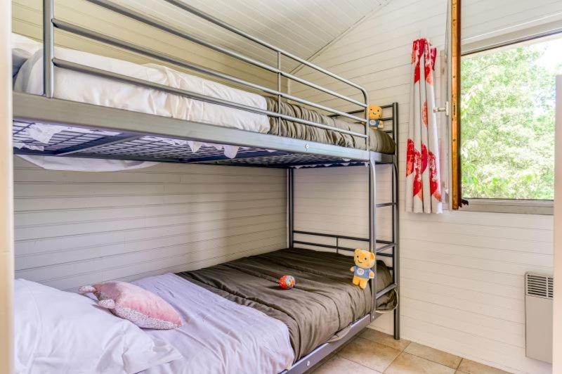 Camping La Serre Aigues-Vives  エクステリア 写真