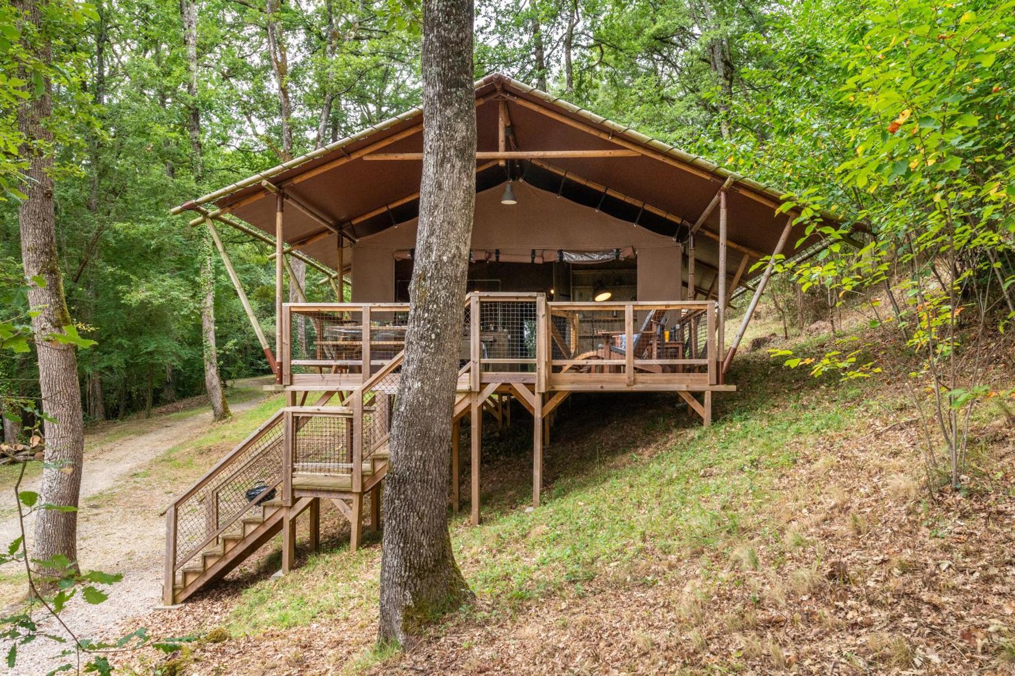 Camping La Serre Aigues-Vives  エクステリア 写真